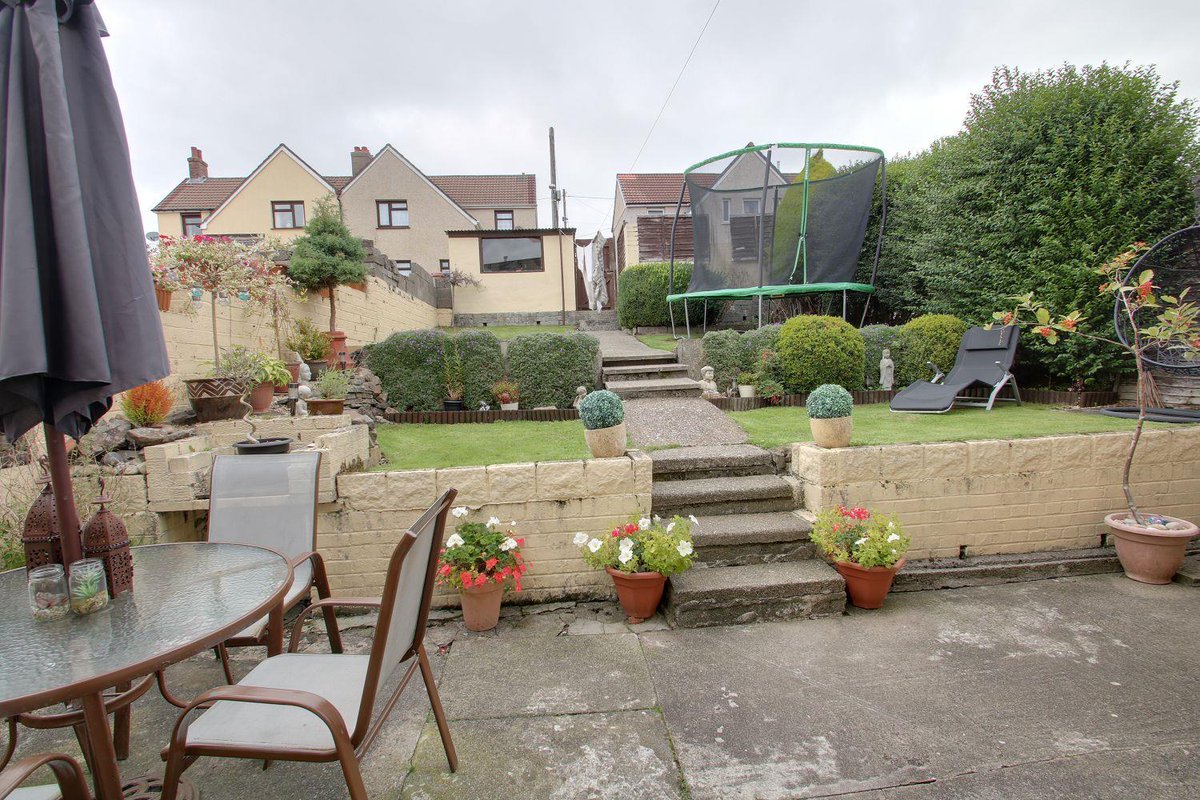 haart Cwmbran (haartcwmbran) Twitter