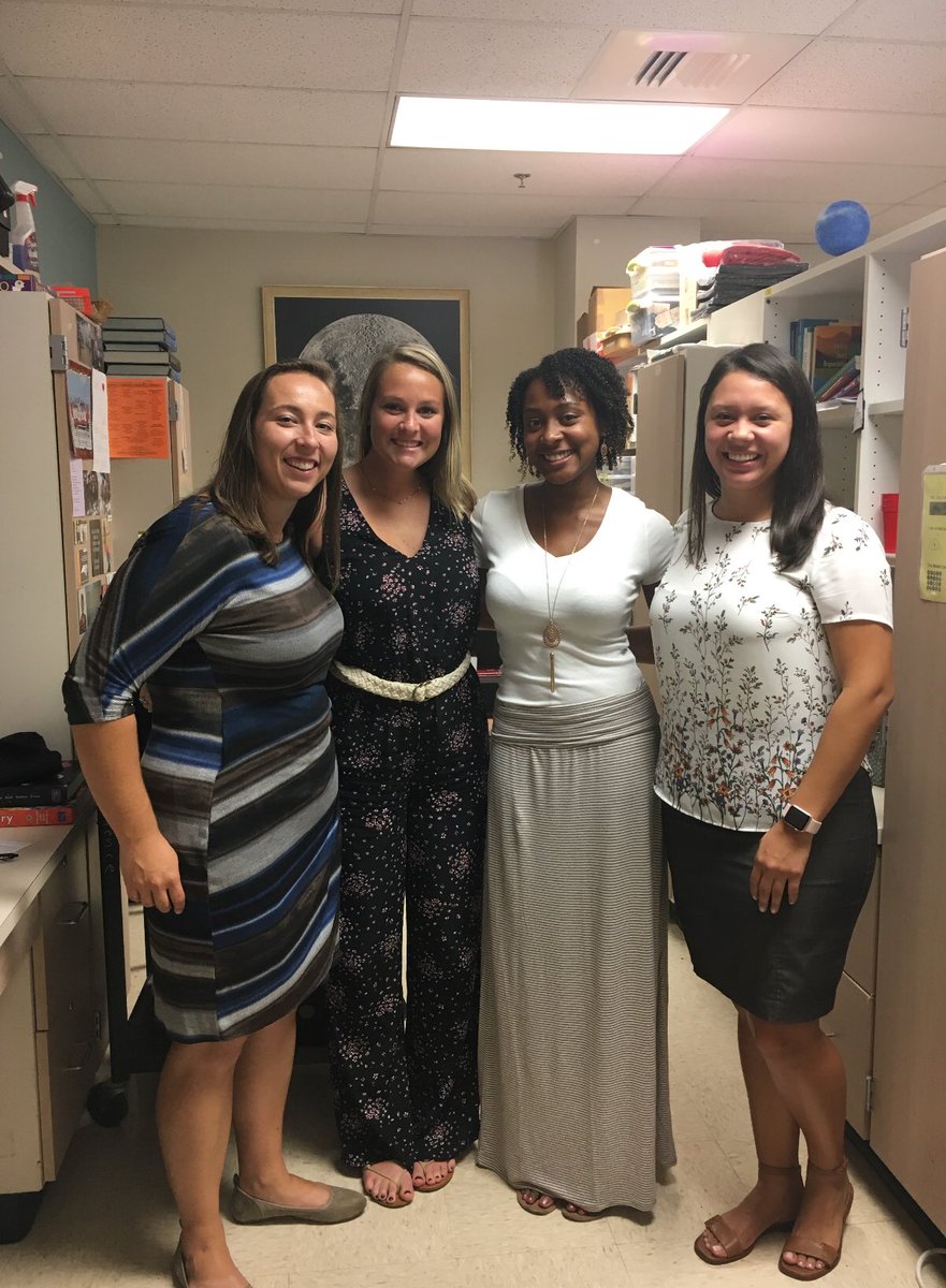 CruzinScience's tweet image. We stan science legends! I can already tell this will be an amazing year. Welcome to Blair! Here’s a throwback to last years first day of school. #MetabolicBlazers #GotScience #WeAreBlazers #innovativelingo  @blairprincipal