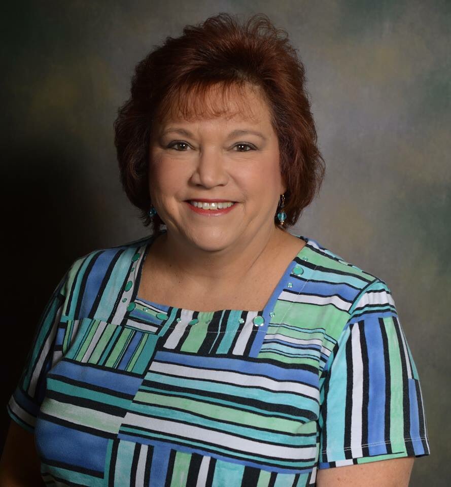 Our thoughts are with our Senior Executive Assistant to the Chief of Police, Leslie Griffin and her family as they are dealing with a house fire where several pets were killed and their possessions were severely damaged. More info at facebook.com/57373154279528…. /kee