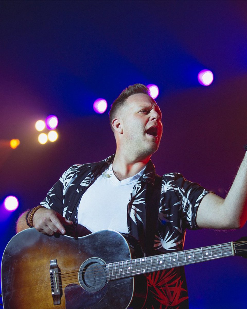 gosummerlights's tweet photo. #TBT to our Detroit show this summer! We had such a great time with you all. What was your favorite memory from the Summer Lights Tour this year? https://t.co/KYctARMIMm