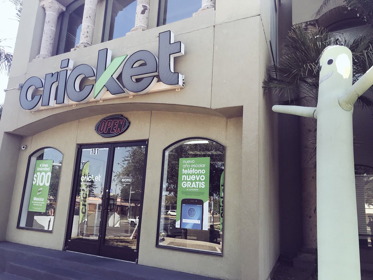 WIN this camping gear! Stop by CRICKET at 9802 McPherson to sign up. #HolaLaredo #98DaysOfSummer