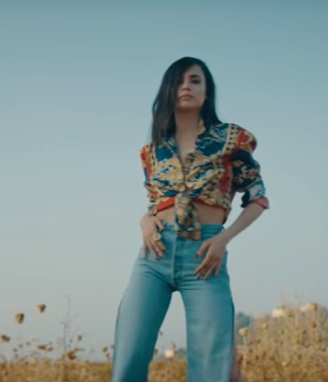 brinastokio's tweet photo. @SofiaCarson these pants saved the video @SofiaCarson #Rumors #RumorsMusicVideo #RumorsStreamingParty https://t.co/NYfID8JPjv