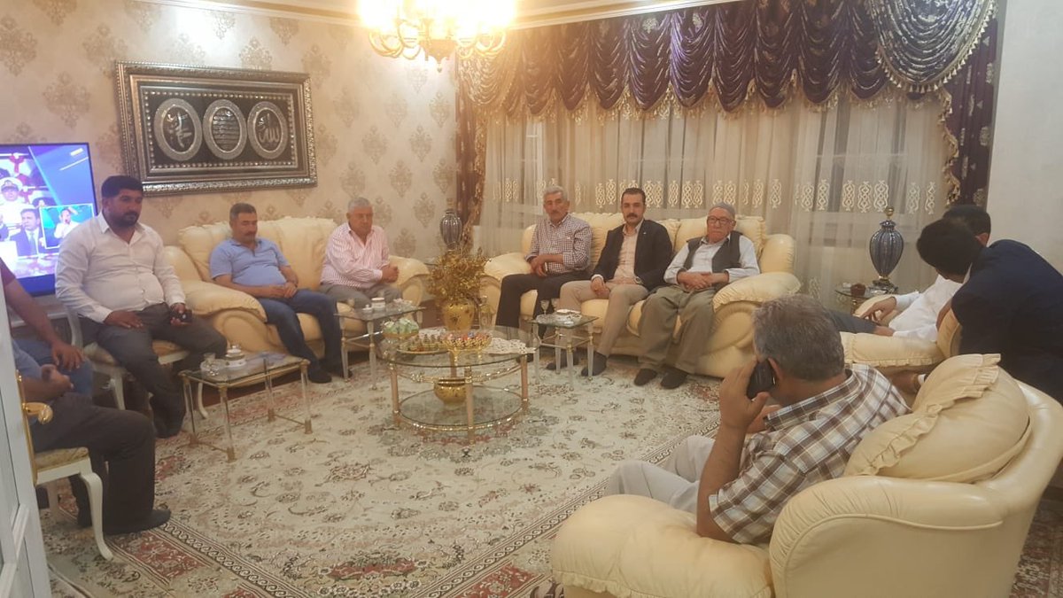 Hac vazifesini yerine getirip memlekete dönen <a href="/F_Farukalpaslan/">Faruk Alpaslan</a> Abimizi ziyaret ettik. Cenab'ı Hak ibadetlerini kabul eylesin, bu güzelliği bizlerede nasip eylesin.
<a href="/erkankandemir/">Erkan Kandemir</a> <a href="/mustafaatas/">Mustafa ATAŞ</a> 
<a href="/OsmanGulacarTR/">Osman Nuri Gülaçar</a> <a href="/kayhantoglu/">Kayhan Türkmenoğlu</a> 
<a href="/irfankartal_65/">İrfan Kartal</a> <a href="/ArvasAbdulahat/">Abdulahat Arvas</a>