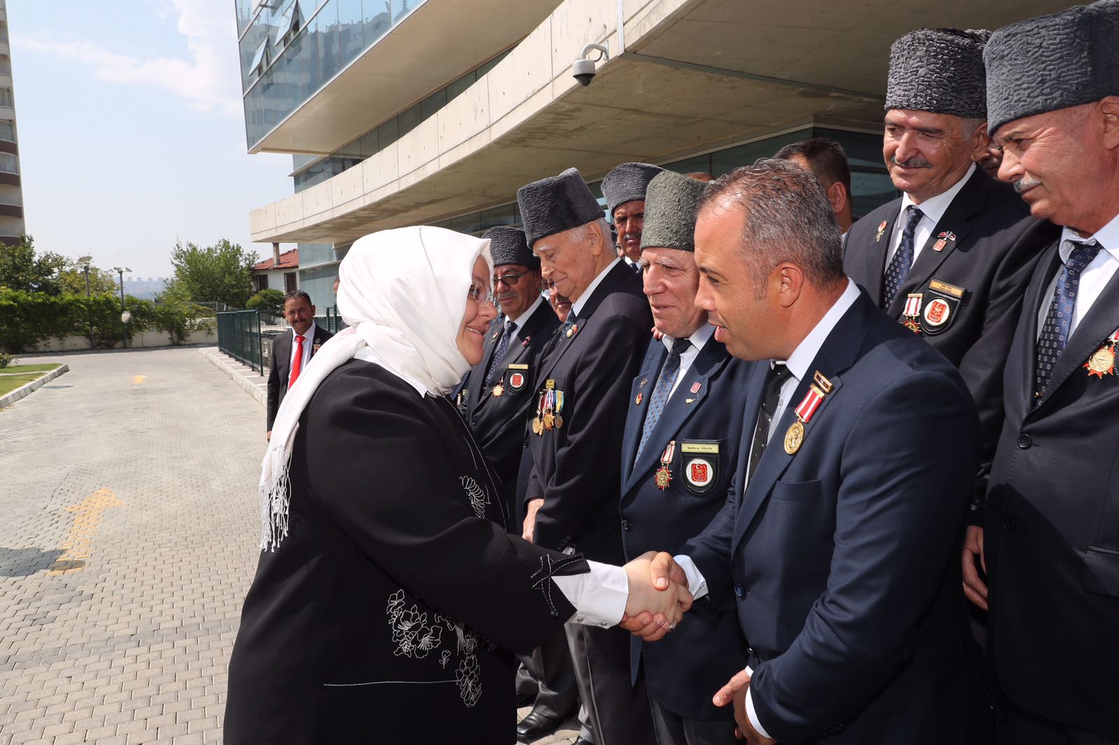 Zehra Zümrüt Selçuk on Twitter &quot;30 Ağustos Zafer Bayramı Kortejine