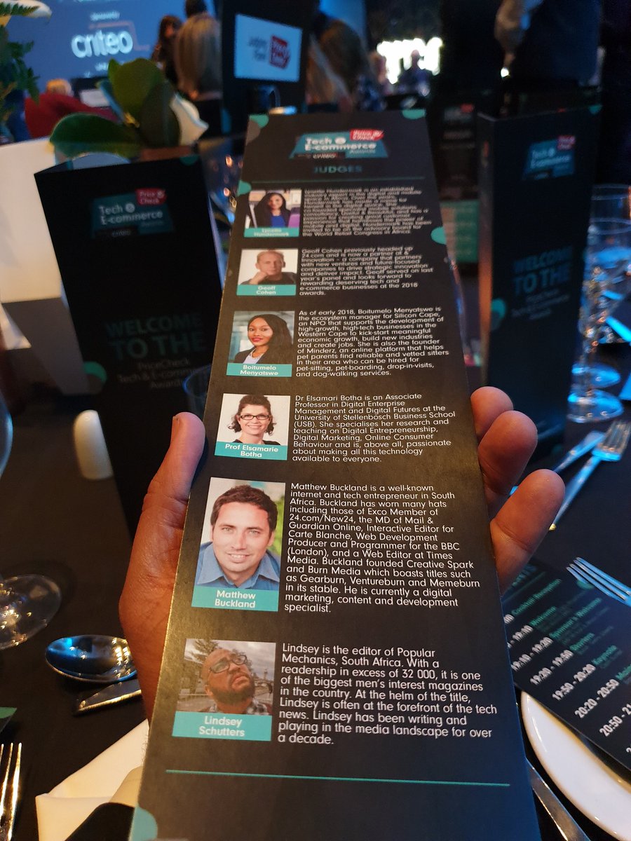 SharpSchutters's tweet image. The guy at the bottom looks familiar... @TechEcommAwards #techandecommerceawards @popmechsa