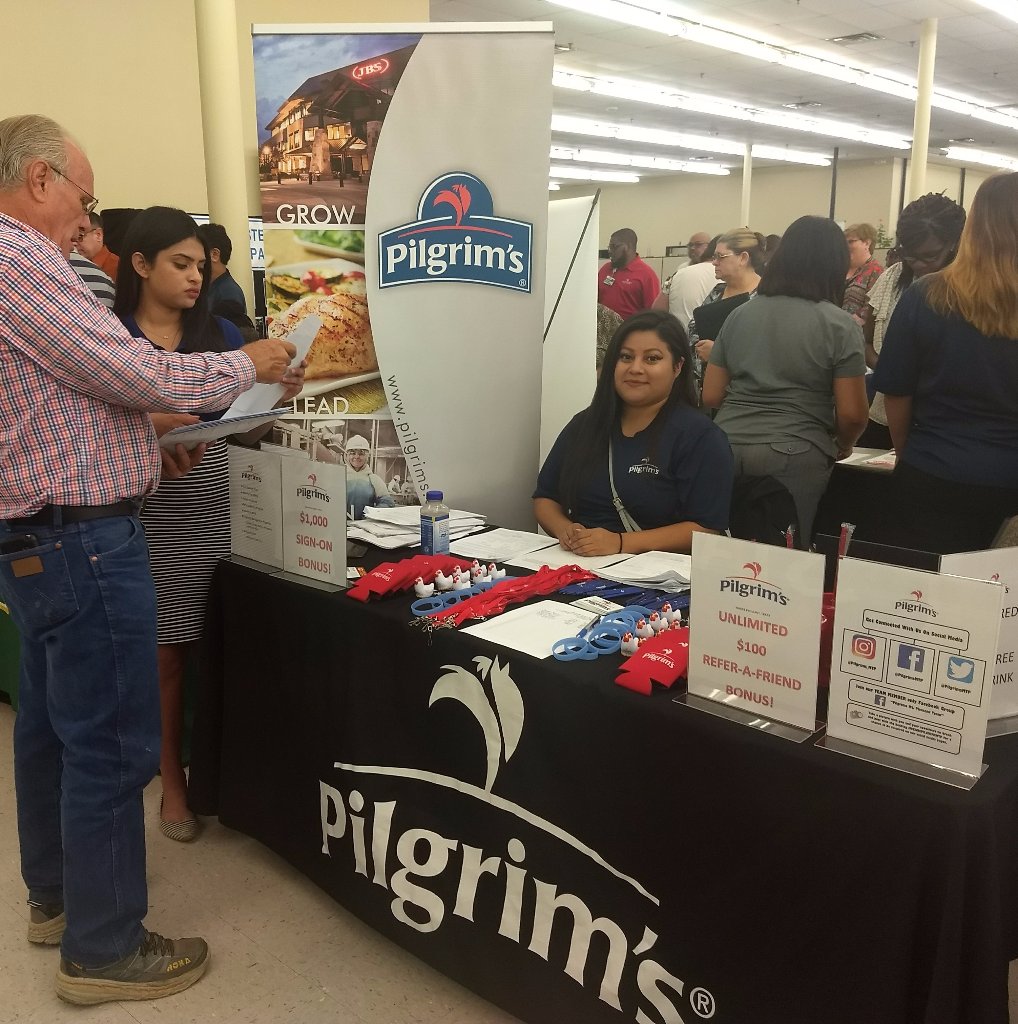 PilgrimsMTP's tweet photo. Our hiring team hard at work today at the Longview Job Fair today. Such a great turnout! https://t.co/0mSz8J71QO