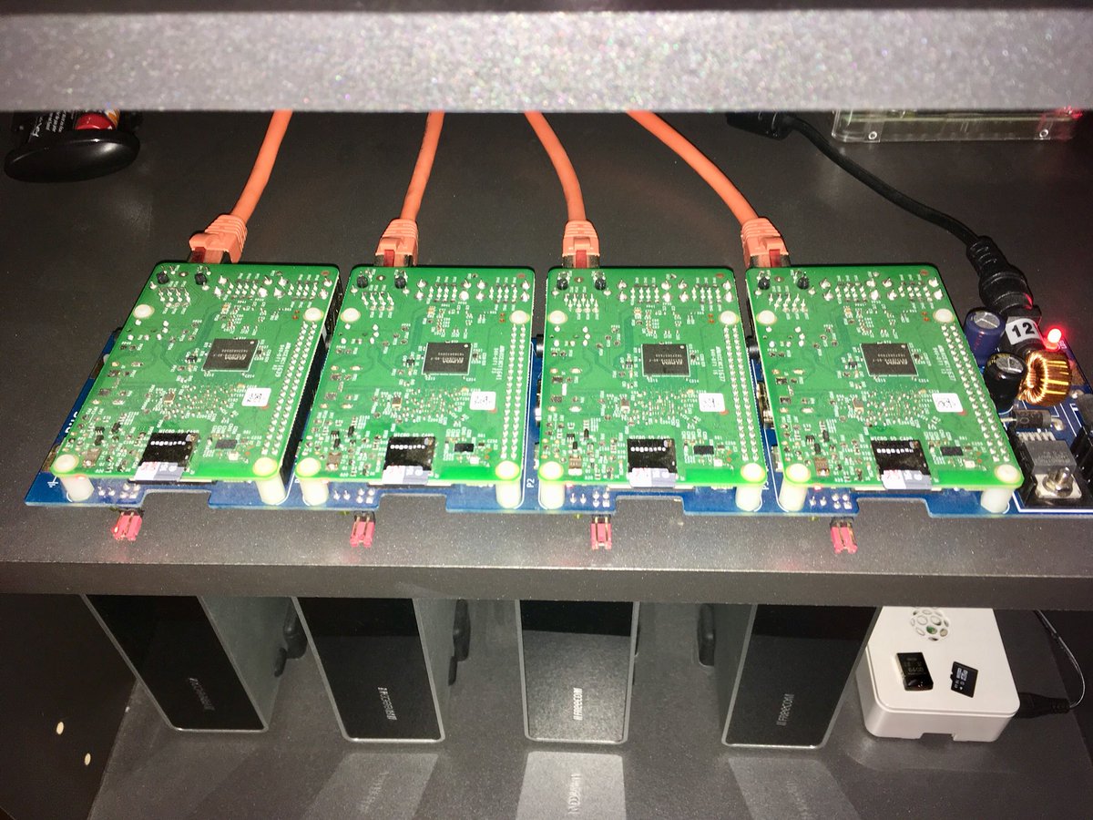 kruthoff's tweet image. Running my #elasticsearch 4 node cluster on a #raspberrypi #bitscope blade for my #nextcloud fulltext search. It works!