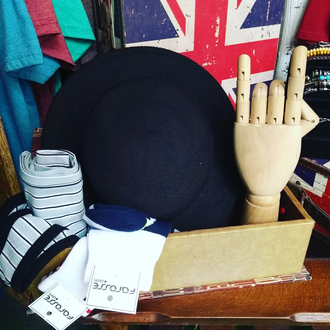 FarosseStore's tweet photo. #FERIADO FAROSSE
HOY ATENDEMOS de 12 a 9
.
Estamos en La Feria de Barranco ( Jr Unión 108 )
Encuéntranos en nuestro STAND DOBLE #63 #64 .
#PiensaLocal #ApoyaLocal #CompraLocal
.
.
.
.
.
.#followme #f4f #like4like #instapic #instaboy
#farosse #farosseholics https://t.co/jGuMoJGUCl