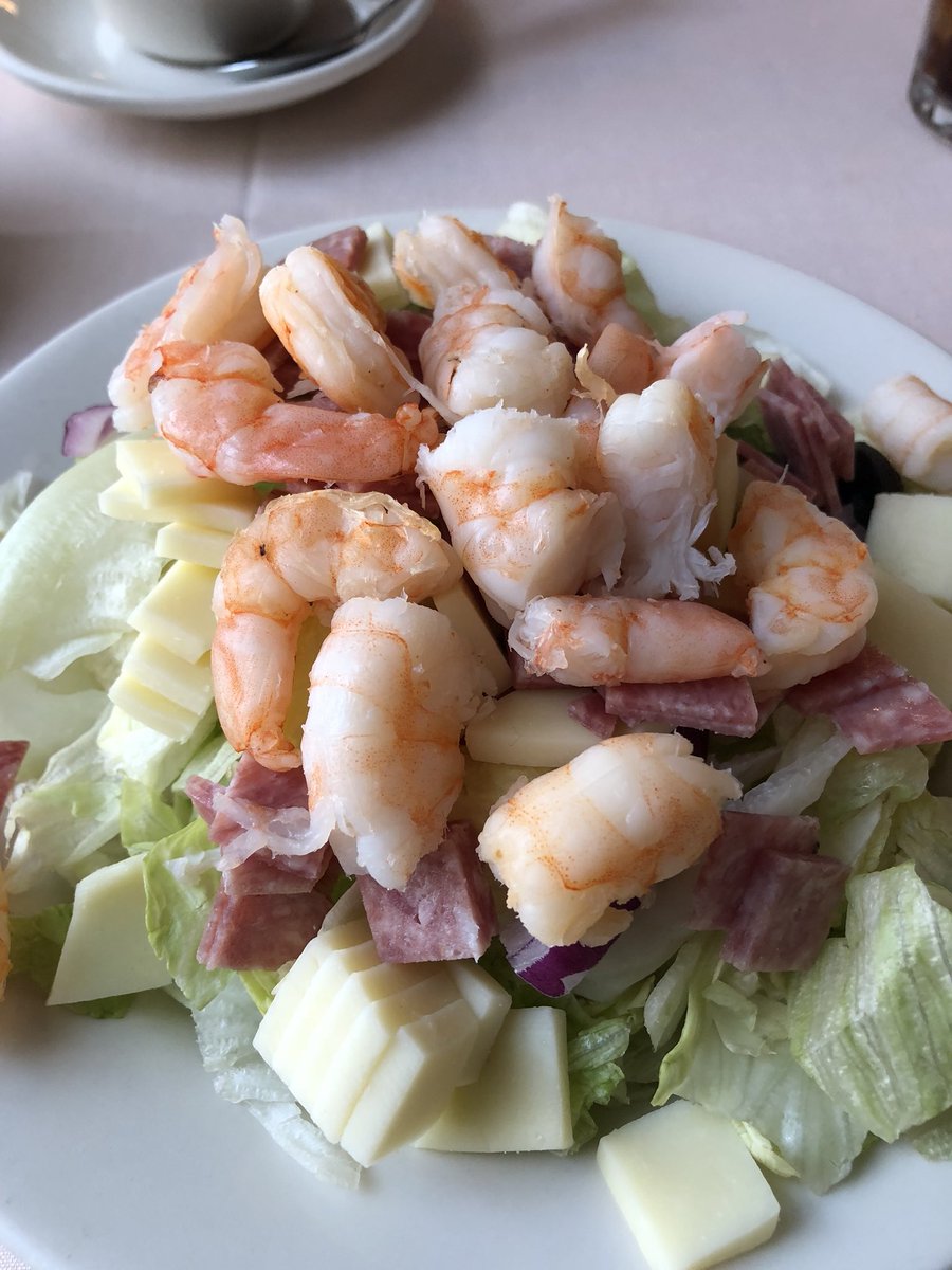 KennyAlbert's tweet photo. @DStarmanHockey @TSNSimmer Bookmaker Salad for lunch in honor of Tom Ebright #WhenInBaltimore #Skipjacks https://t.co/4rzHbNOdfO