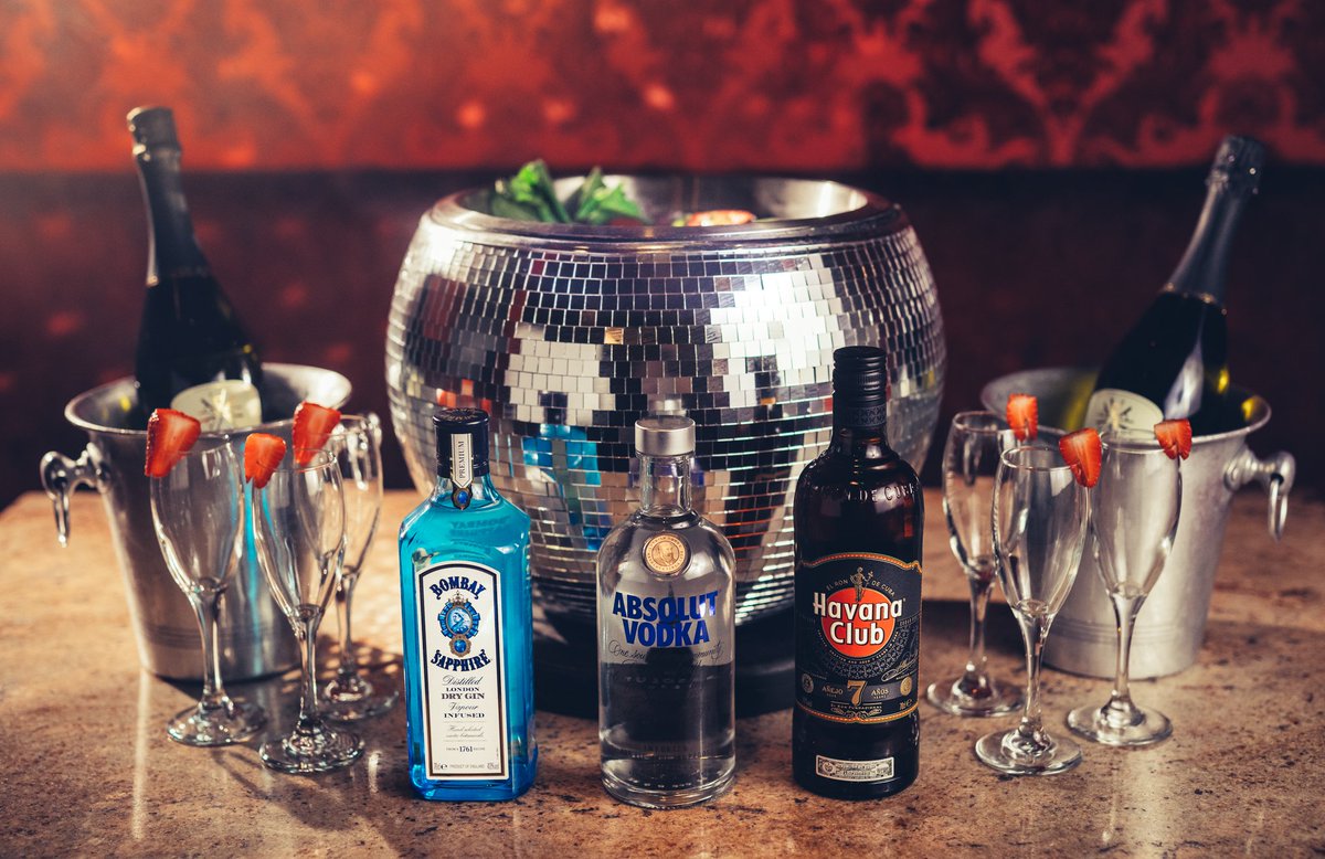 DiscoJuiceNCL's tweet photo. 🍉🍍 DISCO JUICE COMPETITION 🍉🍍

FOLLOW US and RETWEET to be in with a chance of winning all of these goodies this Sat at @Madame_Koo! 🌈

🎇 1 x bottle of Spirit 
🎇 1 x Disco Ball Sharer
🎇 Reserved table 
🎇 8 x free entries

WINNER ANNOUNCED SAT 3PM! #DiscoJuiceMadeMeDoIt https://t.co/iSSYi4uVC5