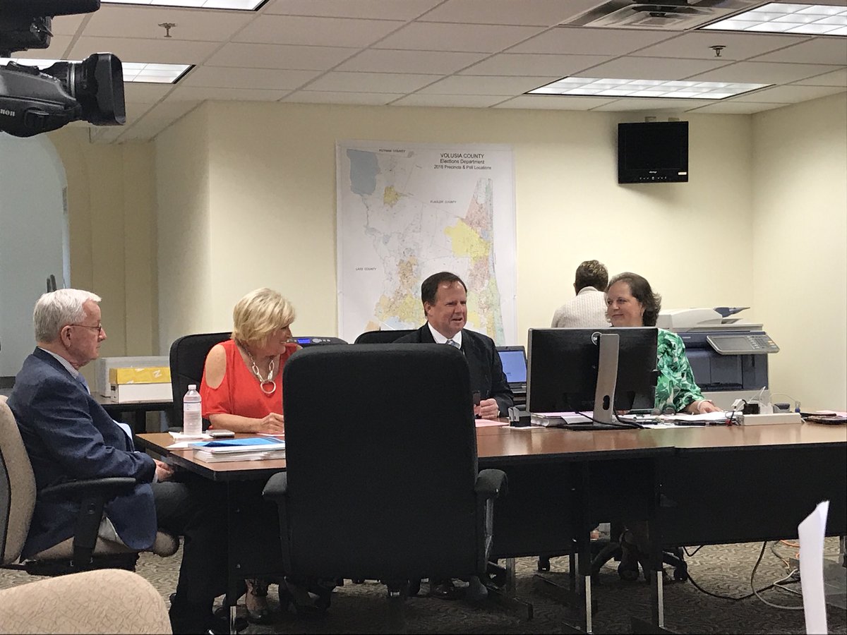 FOX35Kelly's tweet photo. The Volusia Co Canvassing bd is counting the 300 absentee ballots that were misplaced on election night. This could affect 3 races #Fox35 https://t.co/fHNbp0oRIa
