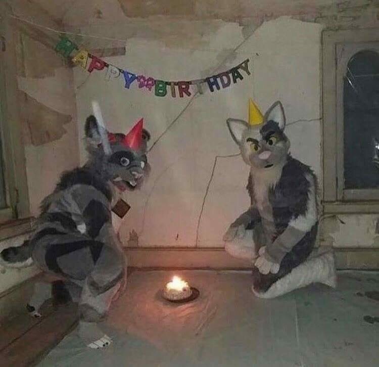 happy birthday tom !!!!! 