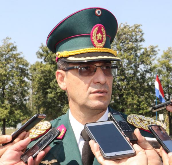 PresidenciaPy's tweet photo. 👉🏽 WEB | Presentan al Ejecutivo proyectos que buscan mejorar operatividad de la Fuerza Aérea https://t.co/KRkm3H1XKI https://t.co/s3UhQVdpzu