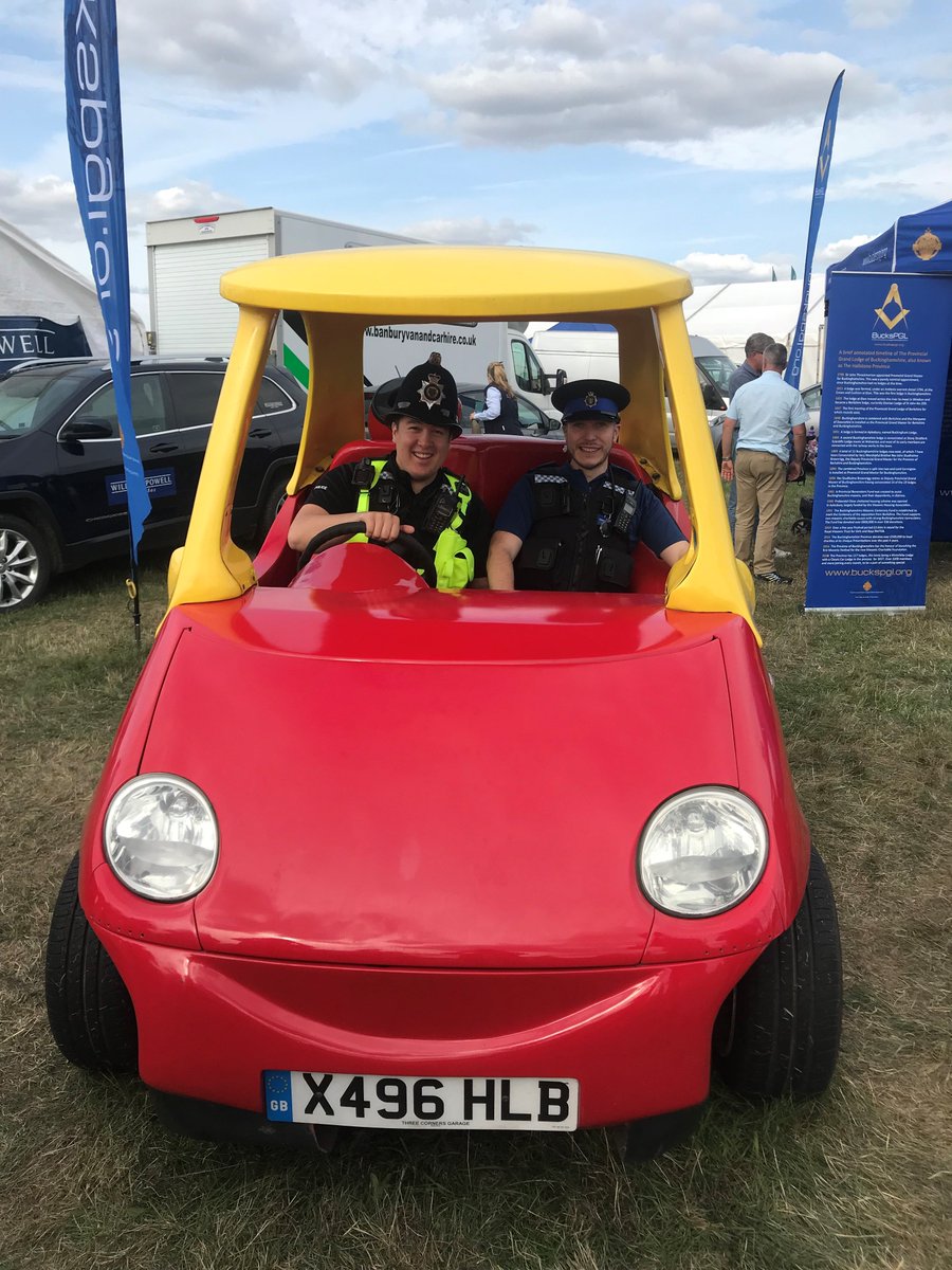 TVP_Bucks's tweet image. Officers testing out the latest response car this evening don't know if it is as visible #newcar #littletikes #P7817