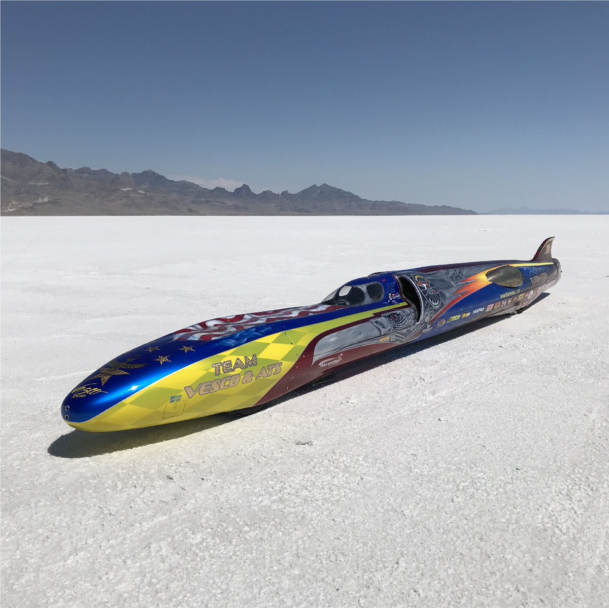 NeLitSo's tweet photo. Team Vesco took Bonneville by storm on August 13th in the sleek Turbinator II piloted by Dave Spangler with their flying-mile of 463.038mph, earning them the HOT ROD Magazine Trophy for Speed Week 2018!

#Bonneville #TeamVesco #Turbinator2 #Streamliner #WorldofSpeed https://t.co/O9O9BPcAG6