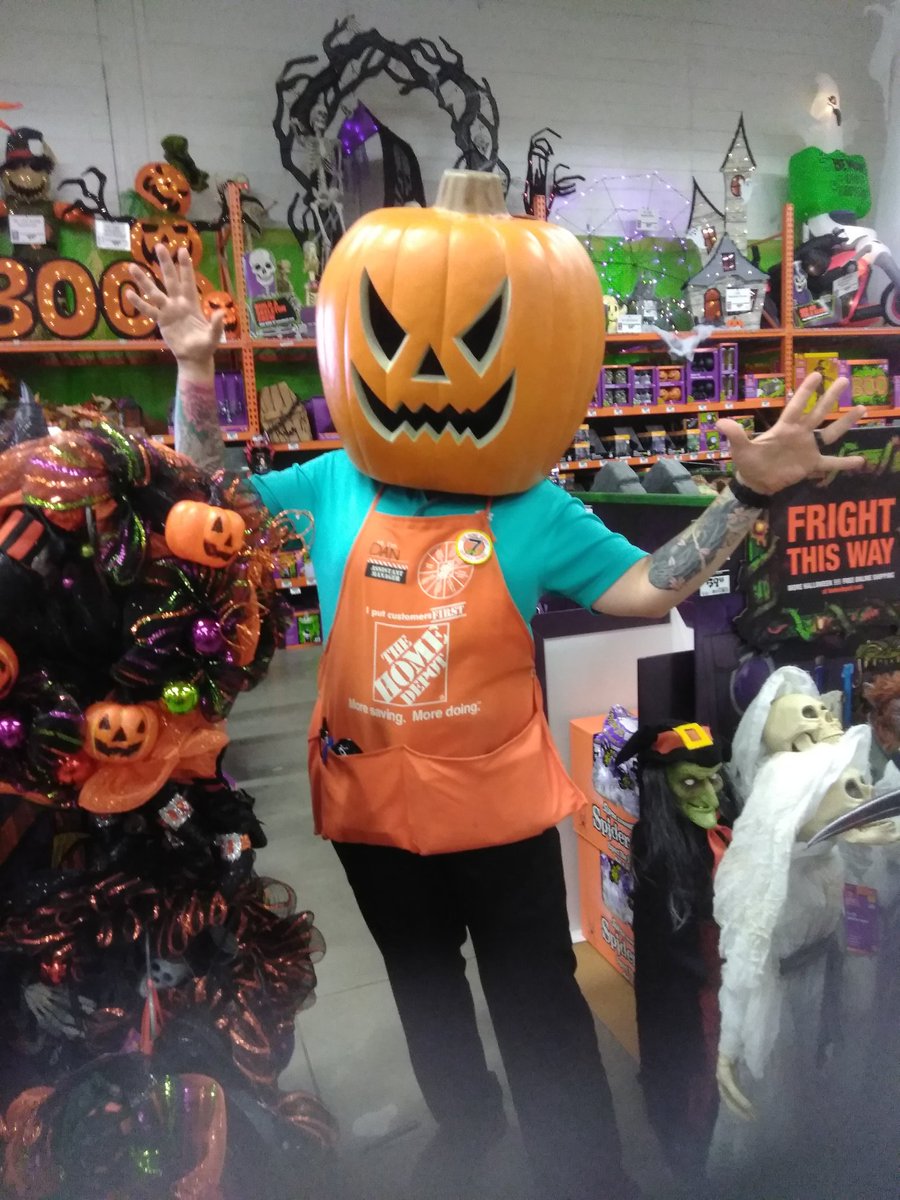 #SomeoneStayedOutPastMidnight #TurnedIntoAPumpkin <a href="/THDRoxSalinas/">Roxie Salinas</a> <a href="/draku0927/">Ruben Rodriguez</a> <a href="/Fred_asj/">Fred Silva</a> <a href="/THDNina/">Nina</a> <a href="/diablonegro/">Diablo negro</a> <a href="/JGatTHD/">John Garcia</a> <a href="/AlexHerbst6540/">Alexander Herbst</a>