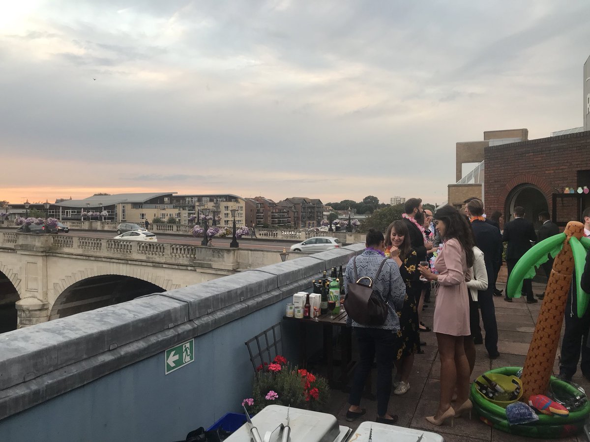 Great spot to be working tonight, #summereveningbbq <a href="/SurreyYRes/">Surrey YRes</a>