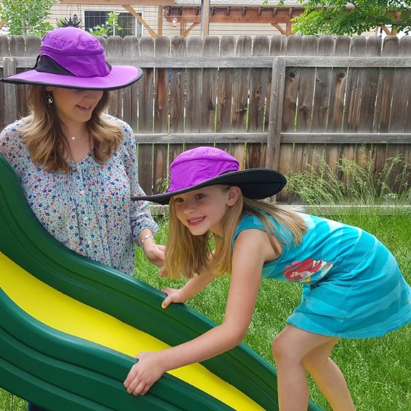 ShapeFlexer's tweet photo. Keeping your kids doused in SPF can be a struggle. The good news is, the #ShapeFelxer comes in kid sizes and will keep your kiddo's face protected all day long! Currently on SALE at https://t.co/B0vtGFPxf0 ! 
#SunHat #OutdoorHat #AdventureHat https://t.co/feGB5A55bz