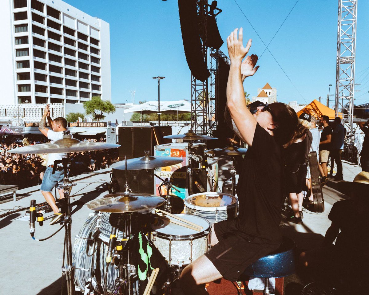 WeTheKings's tweet photo. Have you added “I Won’t Settle” to your playlists? Show us by tagging #WTKSIX https://t.co/QqdNPXrHIH