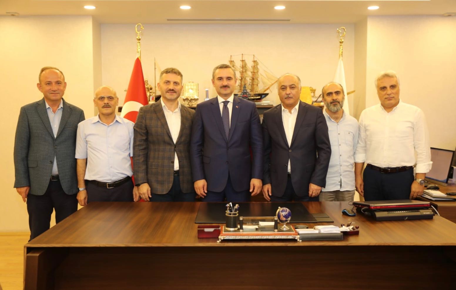 Bayram Şenocak on Twitter &quot;Güngören Belediyemizi ziyaret ettik