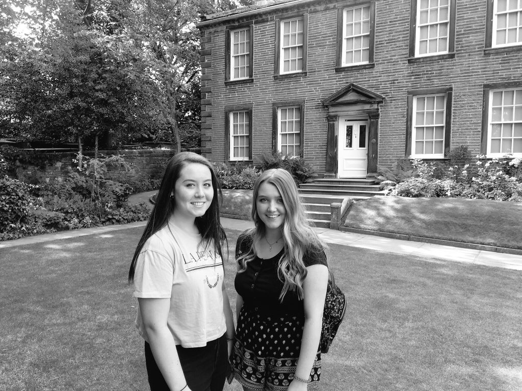 courtney tweet media