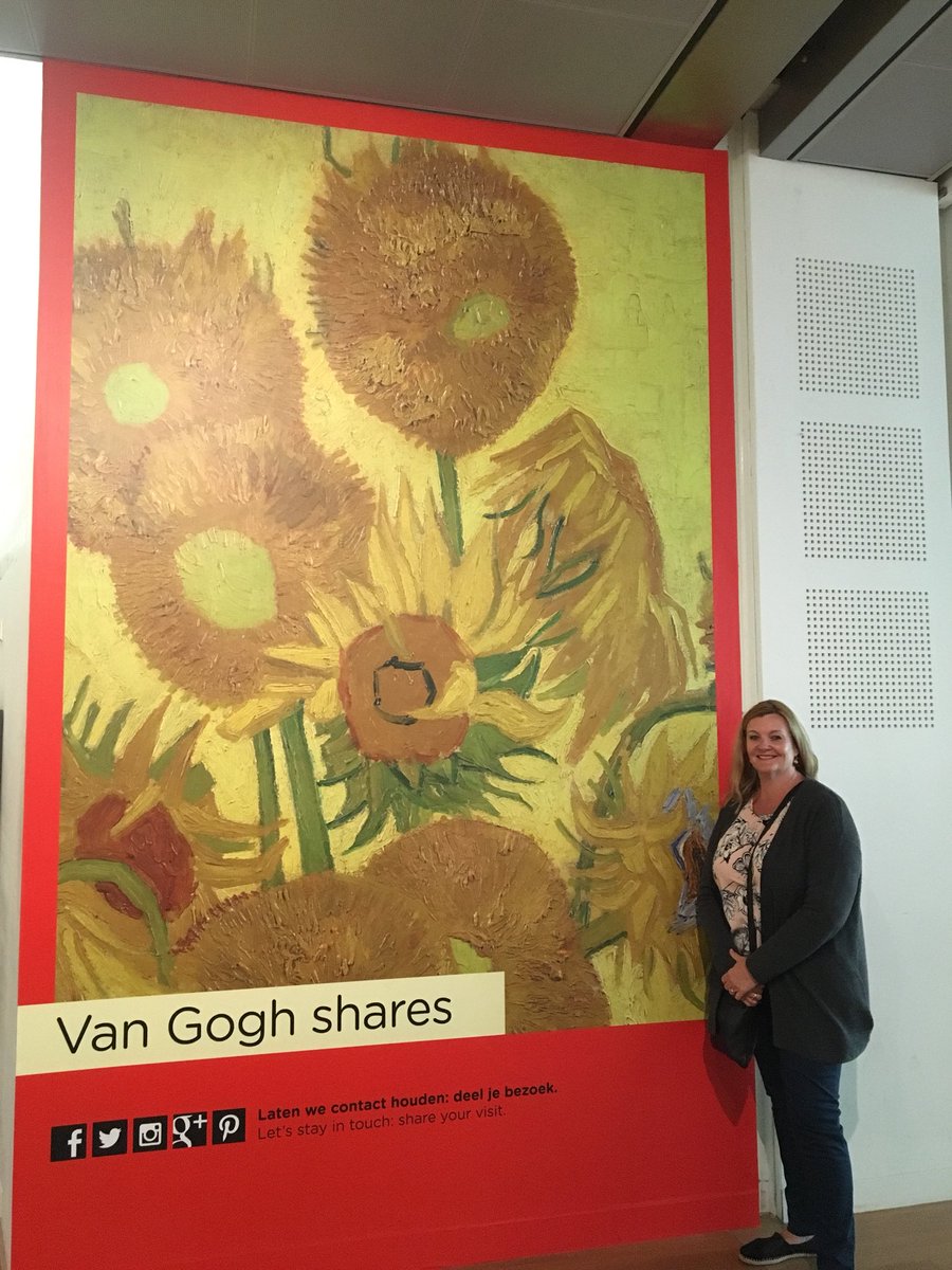BrannSteve's tweet photo. Van Gogh Museum today 👏👏 https://t.co/1DhOm1r0Dd