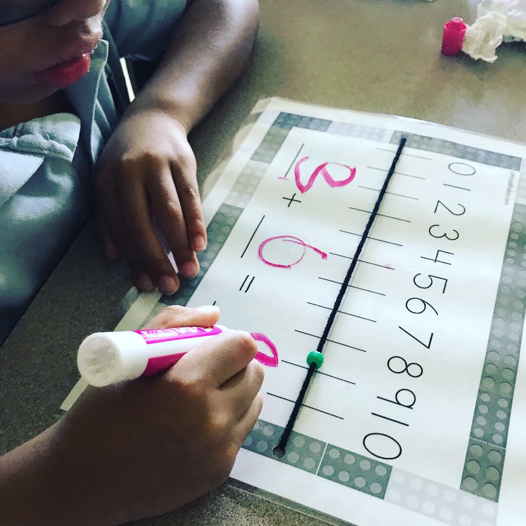 MissGudgell's tweet photo. Hands-on Math! #mathematicians #firstgrade #engagedlearning https://t.co/cPQgXvaqTq