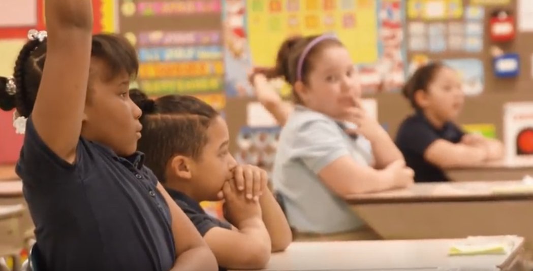 RELMidwest's tweet photo. These stories from #EnglishLearner students at @MultilingualCLE connect research evidence about supporting ELs’ academic needs to practice. Watch here: https://t.co/4y7yYrBnPo #ELL https://t.co/et9q0RKoZG