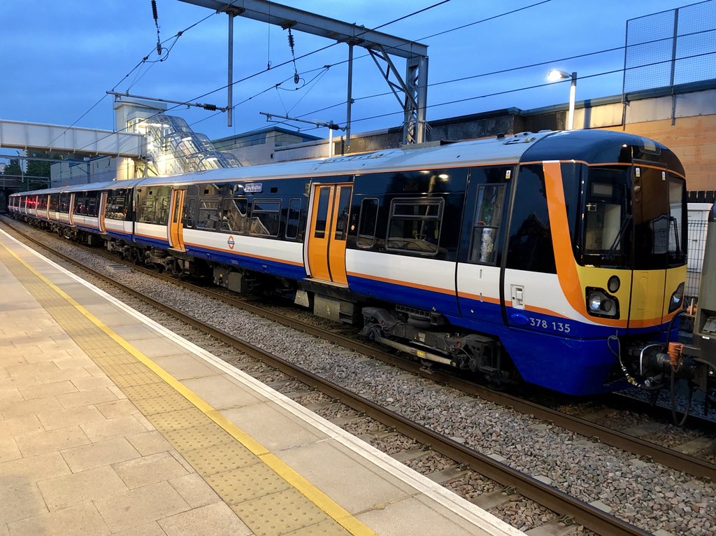 ProfHurst's tweet image. First @LDNOverground #class378 on first run in new #class710 livery as per the new @RidingtheGoblin units. Spied at #CallyRoad this evening. @RAIL I thought you might like this! Yellow end re-applied.