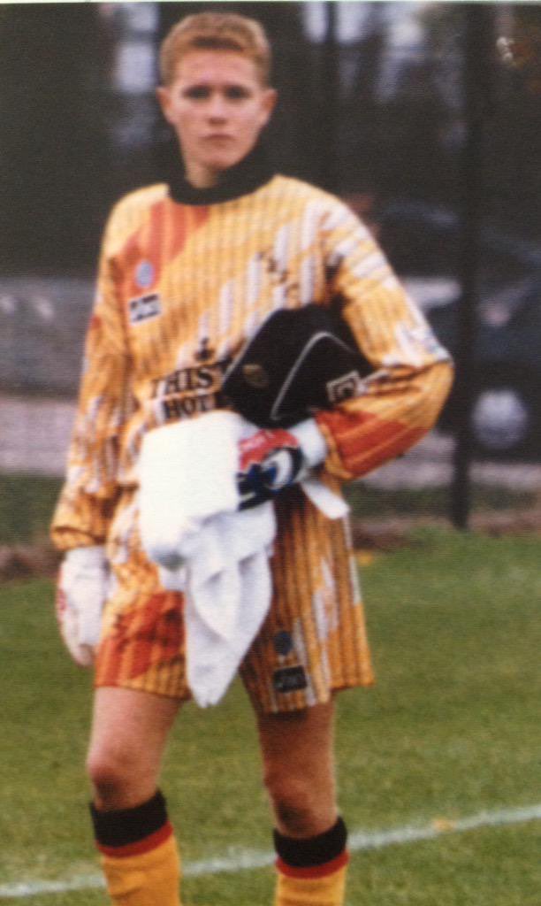 LeedsEverywhere's tweet photo. Westlife singer @NickyByrne back in his Leeds United playing days (1996) #lufc #LeedsEverywhere #FamousLeeds https://t.co/R1naPKBXTv
