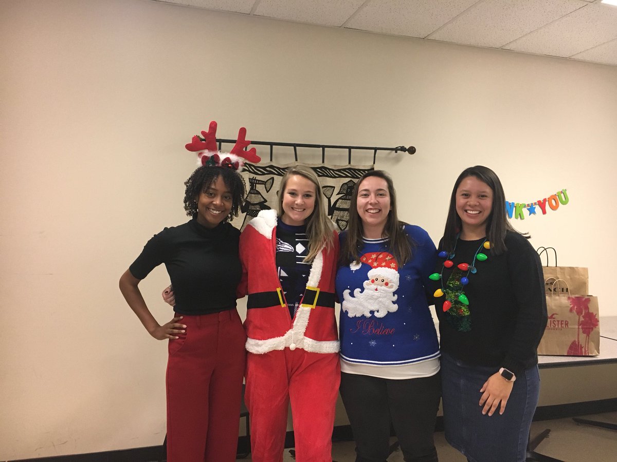 PhysicsFerg's tweet image. Can’t wait to see your reactions to the momentum our science “Staph” has planned. It will rock your world! Love working with this staff 😊#MetobolicBlazers #WeAreBlazers #werebillnyesfavoritedepartment #gotscience @blairprincipal @CruzinScience @mbhs_coyle @mbhs_earle