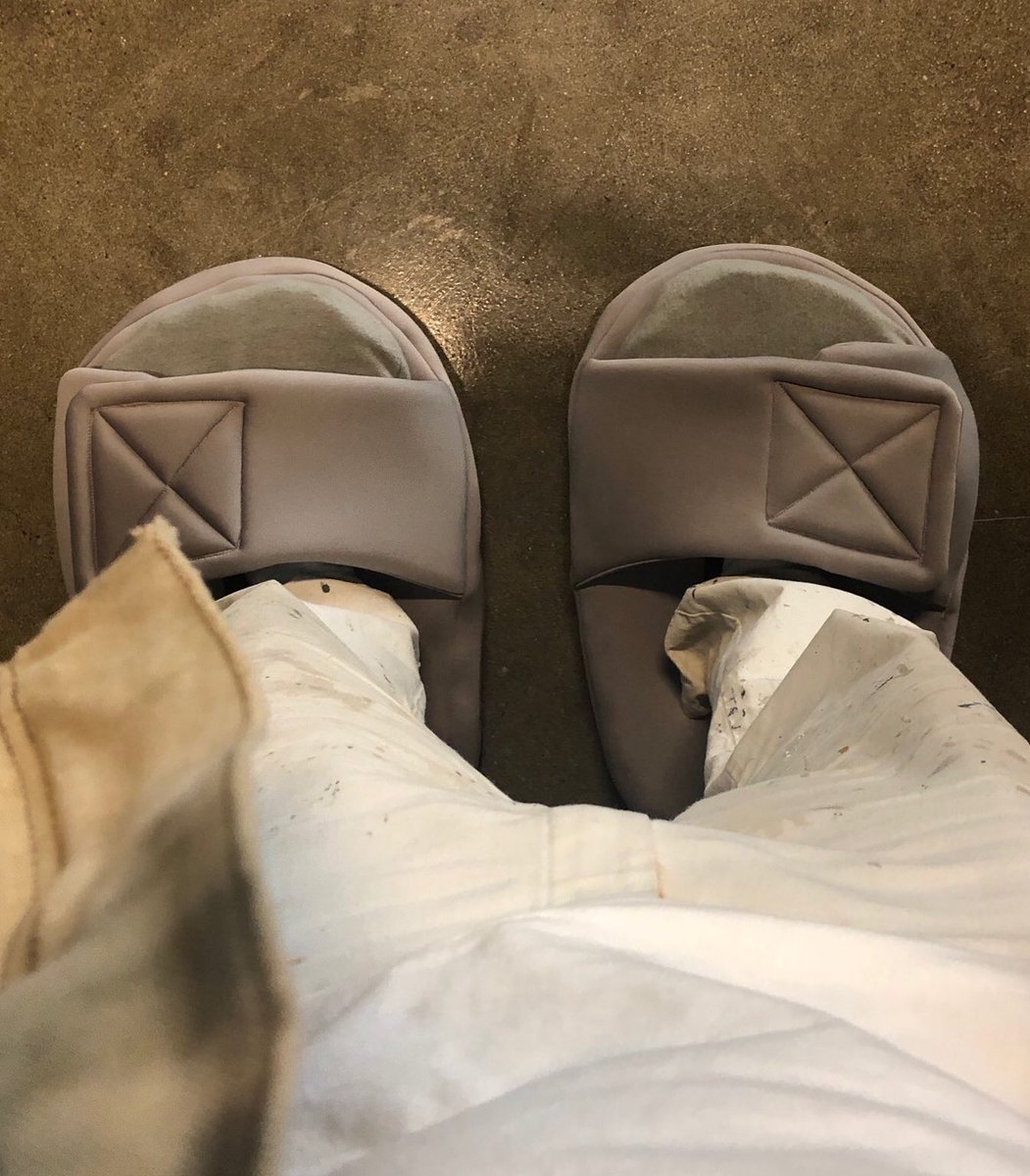 Adidas yeezy slides adults earth brown Vinted