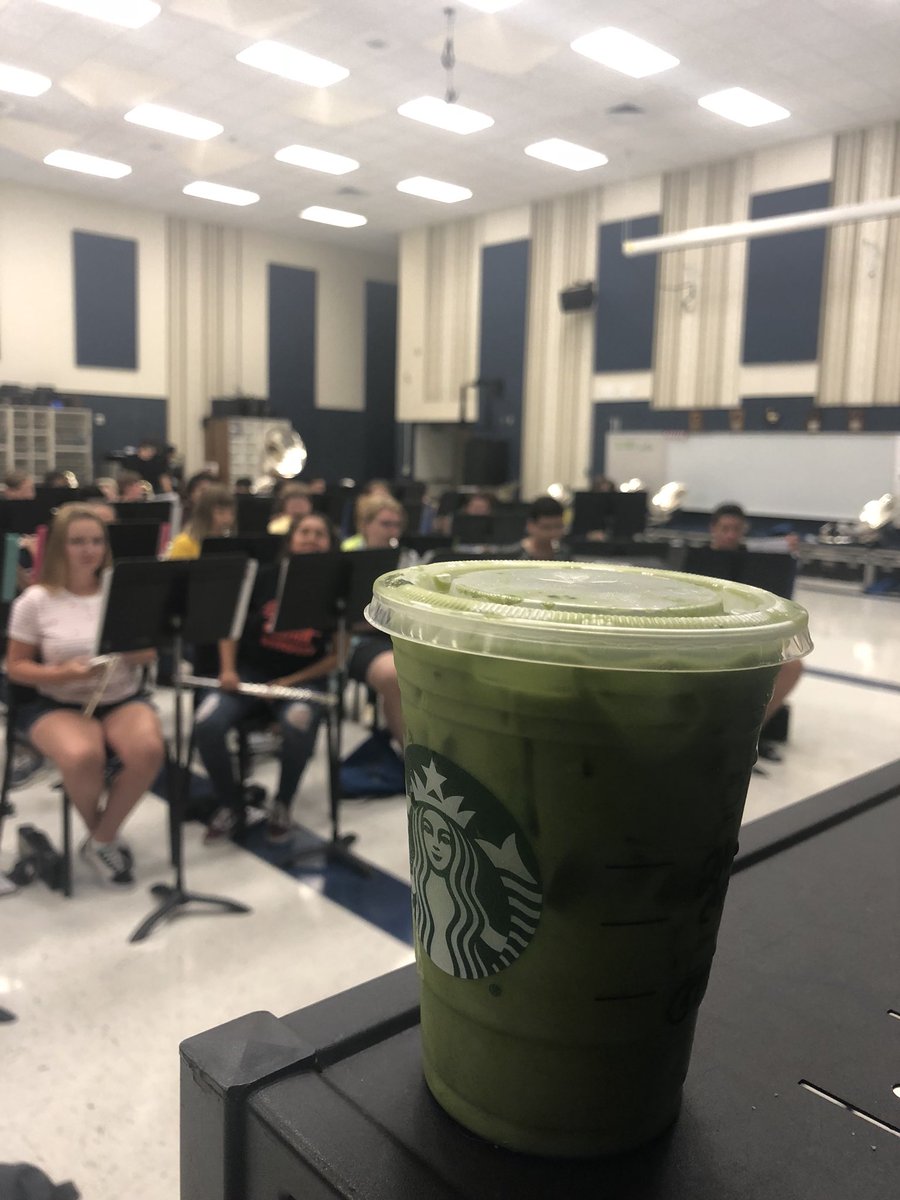tjcarltonRHS's tweet photo. Nothing like Starbucks and Blue cuts! Thank you for getting my drink this morning! #GreenTeaLatte #ComplicatedOrder #WhosGotTheGameDayLatte https://t.co/d12umHjPfA