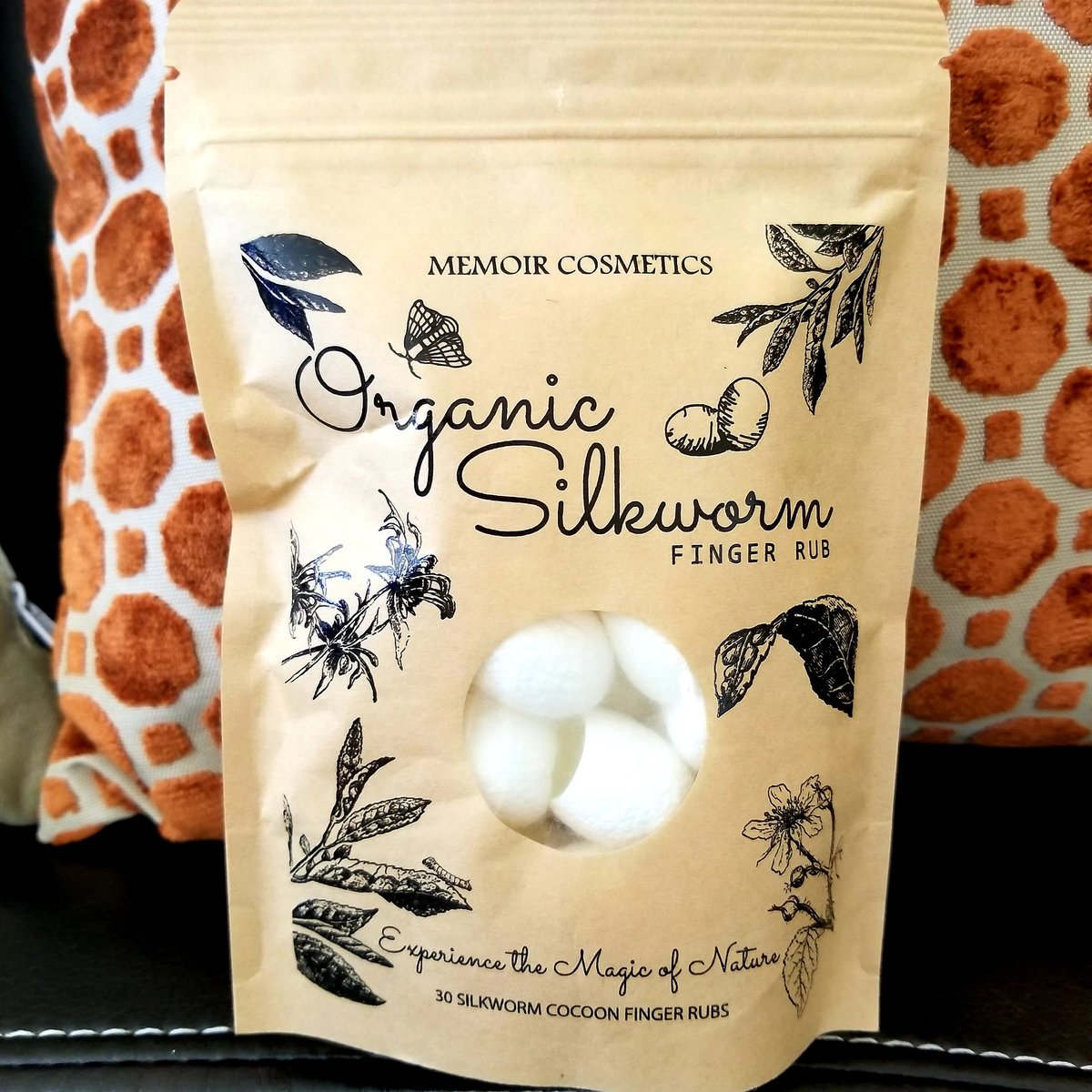 leslye_medrano's tweet photo. Memoir Organic Silkwork finger rub
#organic #memoir #silkwork
#finger https://t.co/wQD2laLvGK https://t.co/RNwscpwVs7