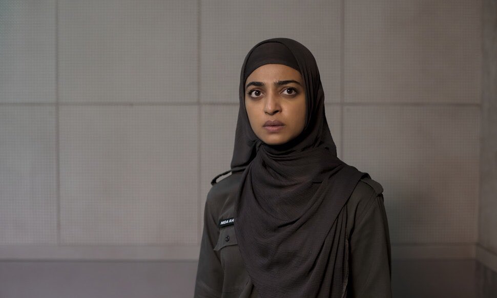 넷플릭스 오리지널 인도 호러드라마 구울 보기 시작함. 인도 미디어가 성평등 감수성을 국제적 기준에 맞추는 것으로 퀄리티를 올리는 현상에...