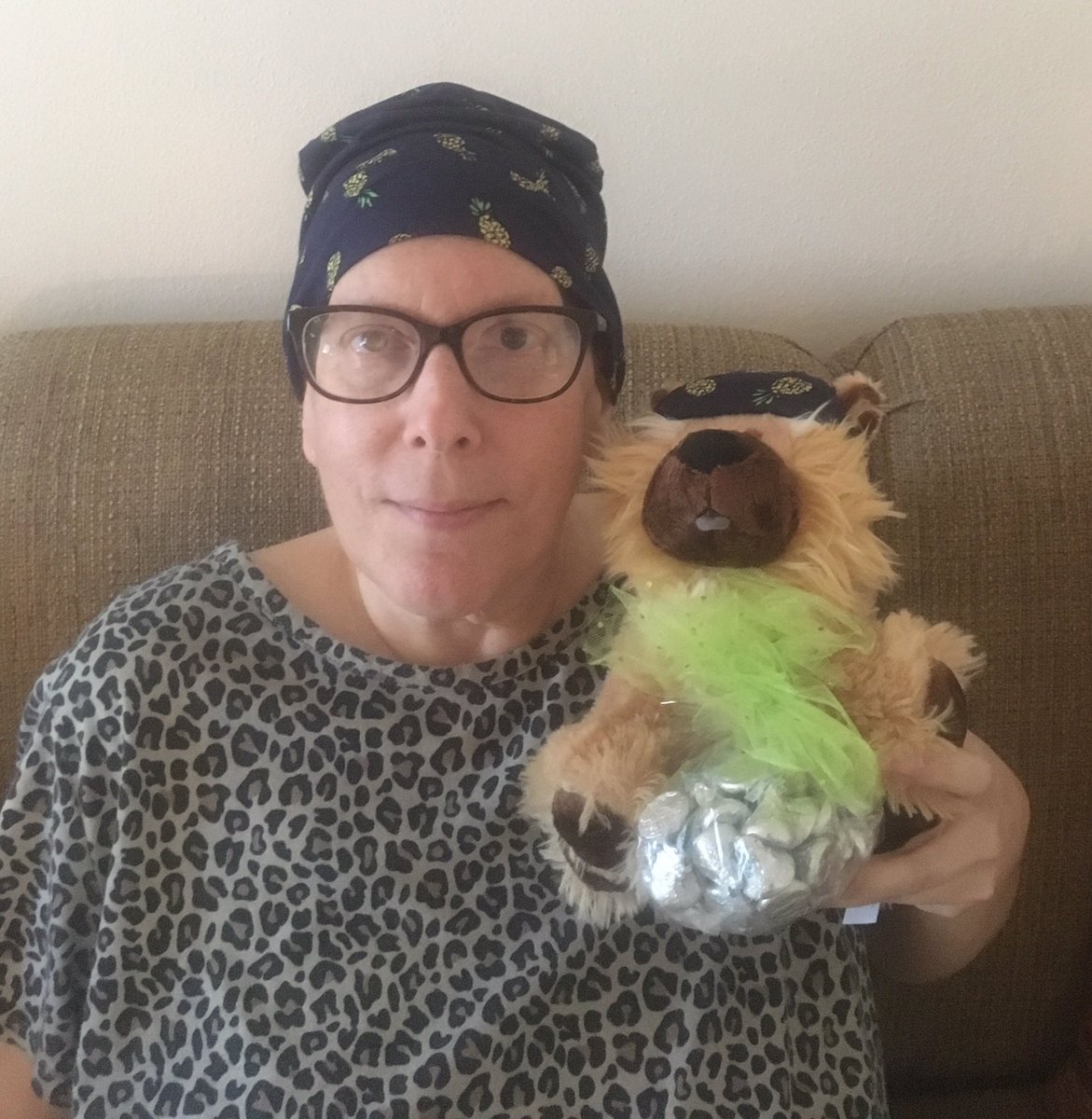 BuddyOPudding's tweet photo. Thank you @AFlickerInTime for the awesome gifts including 2 very cool caps from @J_EttaCouture.
#FuckCancer
Notice how my hat matches the dog's. Pay no attention to the chocolate around the dog's neck. Most of that is already in my tummy.  🐶🍫😀
cc @DanaDelany @JeriLRyan https://t.co/DzORcplKHZ