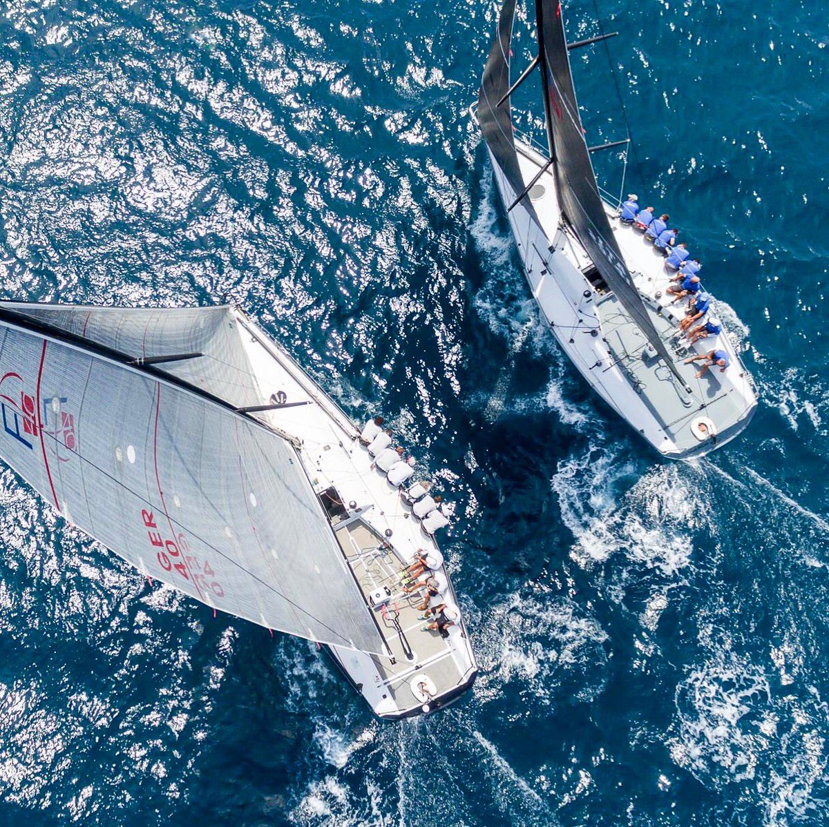 Farr40Class's tweet image. Upwind battle.  📷 @Zerogradinord | @Farr40Class  #Farr40 #sailing #regatta 2018 Farr 40 World Championship in October — Register today on @yachtscoring #worldchamps