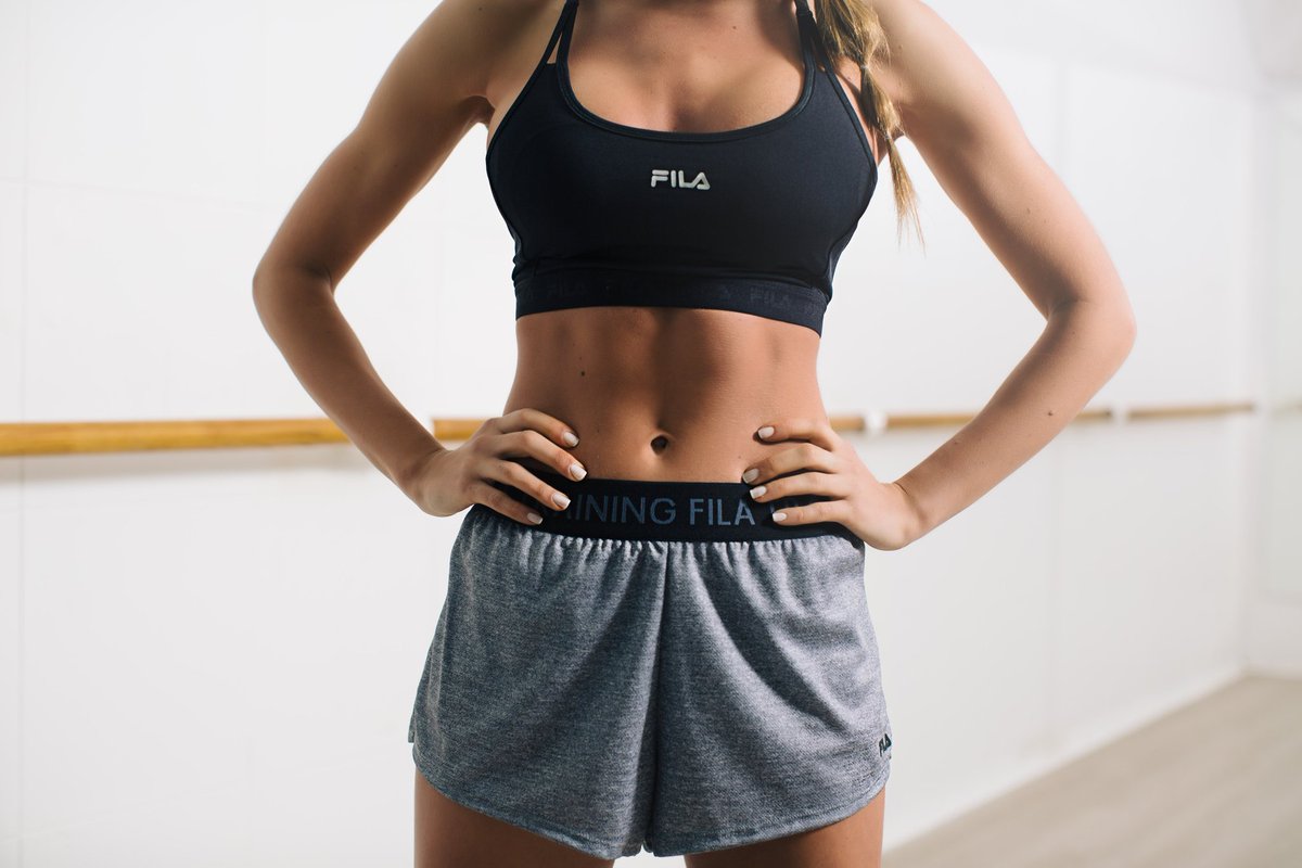 filaargentina's tweet photo. Entrenamiento con estilo.
#FilaTraining #ChallengeEveryDay #EstiloFila #FilaWomen #Training #TrainingOutfit #Fitness
Ingresá en https://t.co/O5SZb600p6 😉😉 https://t.co/jrGacX0OCd