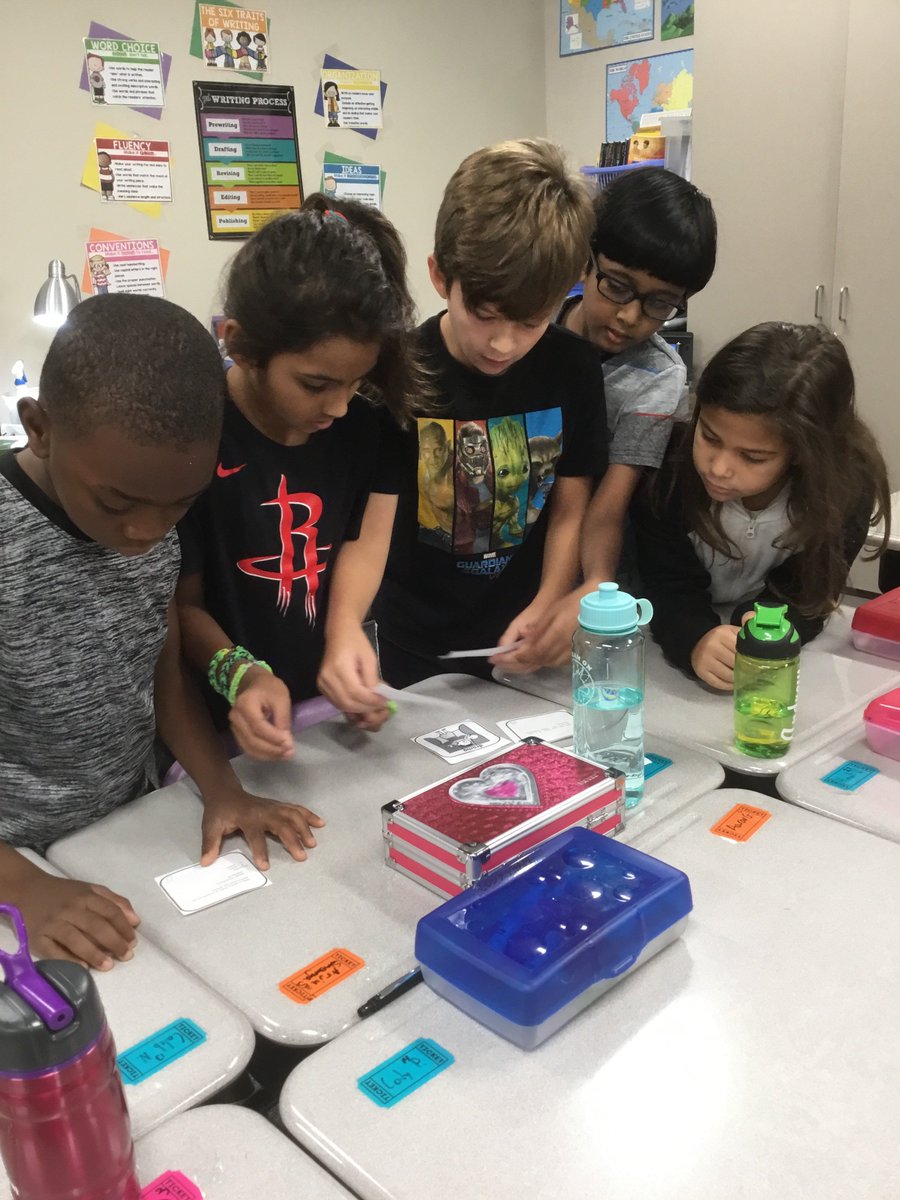 dlleavitt2000's tweet photo. My homeroom class met the genre soft challenge with ease! https://t.co/cAGUeT9ge8