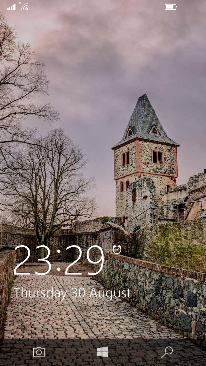 TojSoSlikite's tweet image. #Windows10 #Windows10Mobile #ScreenLock