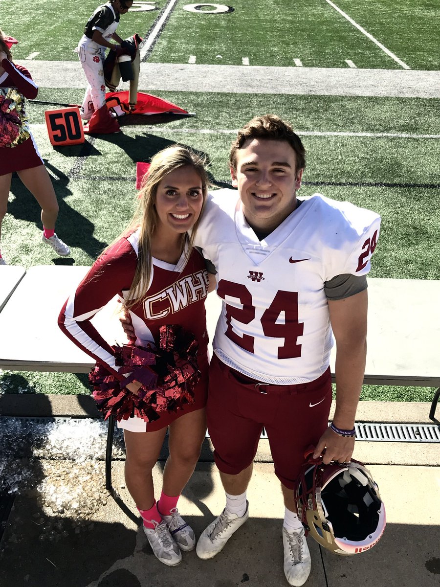 mayleysmithh's tweet photo. HAPPY BDAY TO MY BFF!!!!!!!!! Hope u have the best day ever!!!!!! Love getting to take on ~college~ with ya;))) ily boobie!!!!!💚🤩🎉 https://t.co/WNQDZV28fQ