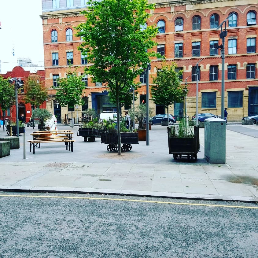 Cutting Room Square will be our home for the day. Come and join us for a day of activities for you and the family. Bridhouse building, arts, crafts, balloon making, face painting, Northern Soul dance class &amp; more! And it's all FREE! 😆

#Whatsonmanchester #whatson #ttm #ttm2018