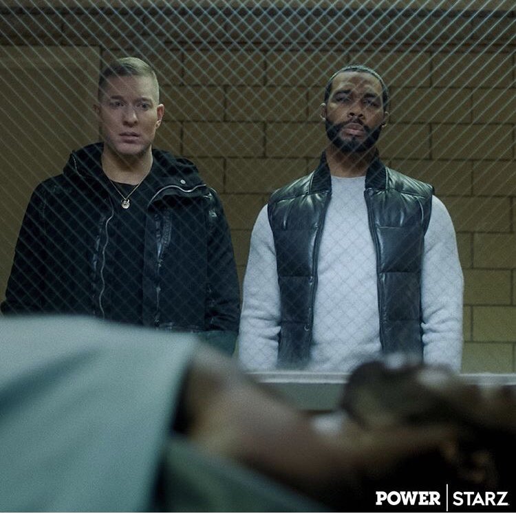 50cent's tweet photo. The fuck is you looking at nigga, I wouldn’t be laying here if it wasn’t for your little fucked up kid and Tasha. you ain’t never gonna find out I fucked her a few times back in the day. LOL #lecheminduroi https://t.co/Bkp5nVsGH3
