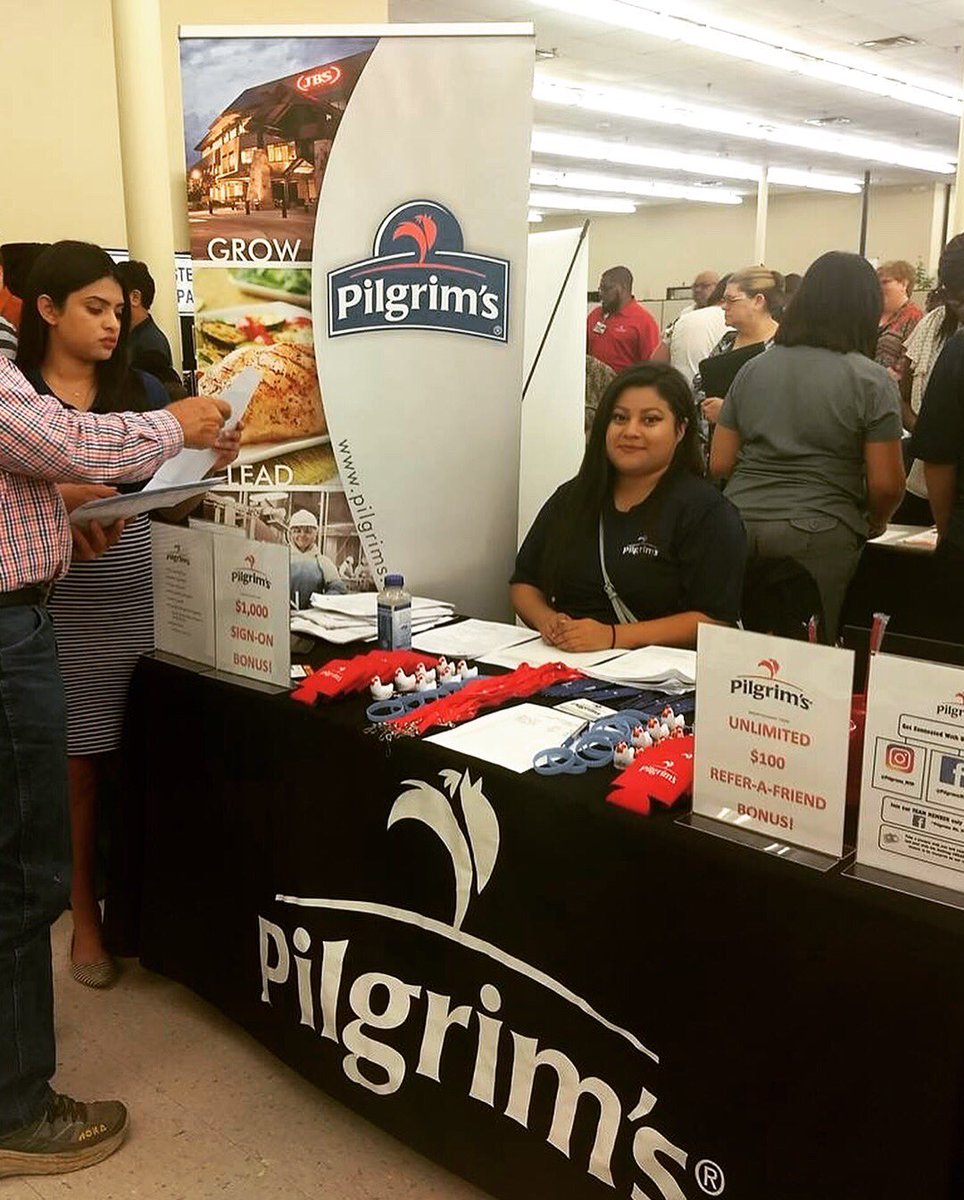 PilgrimsMTP's tweet photo. Our hiring team hard at work today at the Longview Job Fair today. Such a great turnout!

#longview #texas #WEAREPILGRIMS #nowhiring #jobfair #jobs #momentsthatmatter #Career #jobposting #pilgrims https://t.co/j7nKKZy8dB