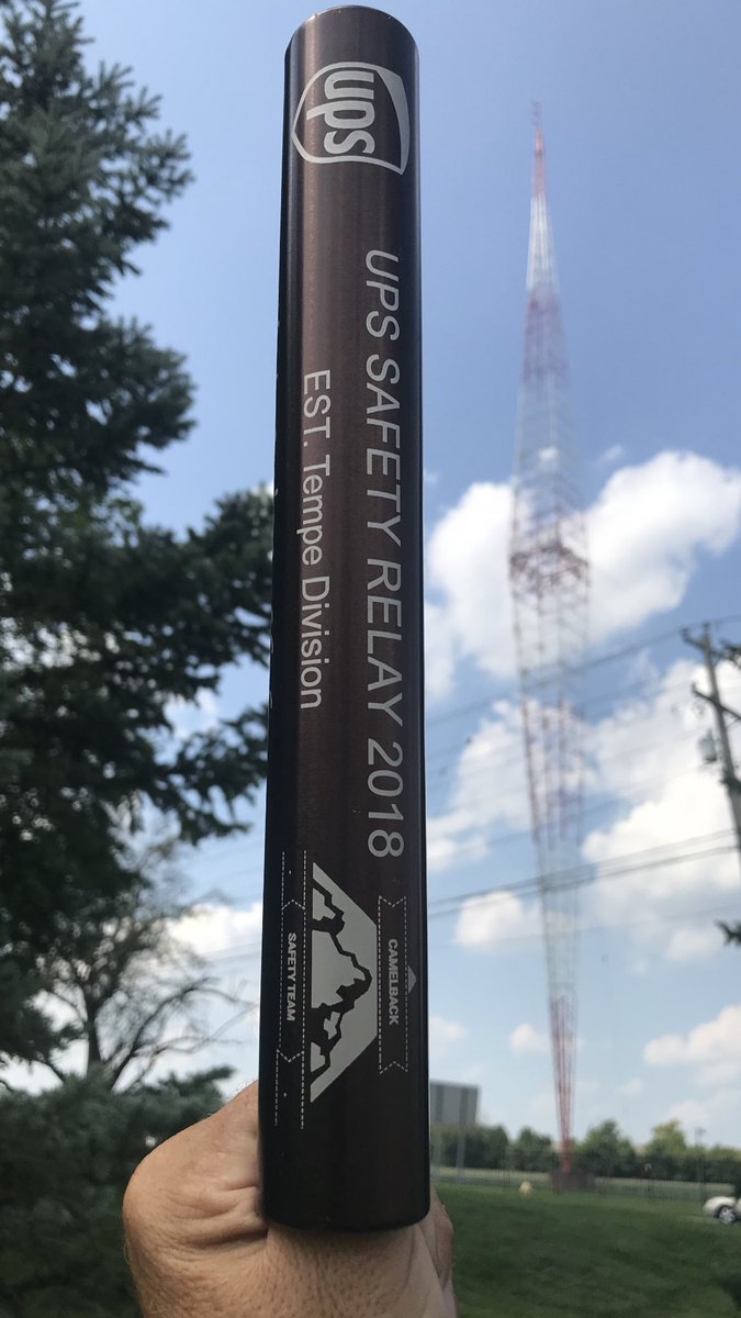 gregschneider24's tweet photo. WLW tower in Mason center! #UPSSafetyRelay Day 4 in #MasonOhioVal @OhioValUPSers @BrazellsmbSteve @EngDavidG @UPStempe https://t.co/yar1BG8iL9