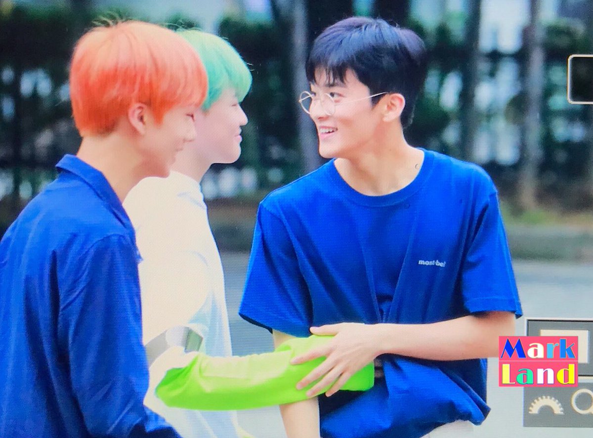 MarkLand0802's tweet photo. #NCT #Mark #MarkLee #마크 https://t.co/0pzXuTj0Ic