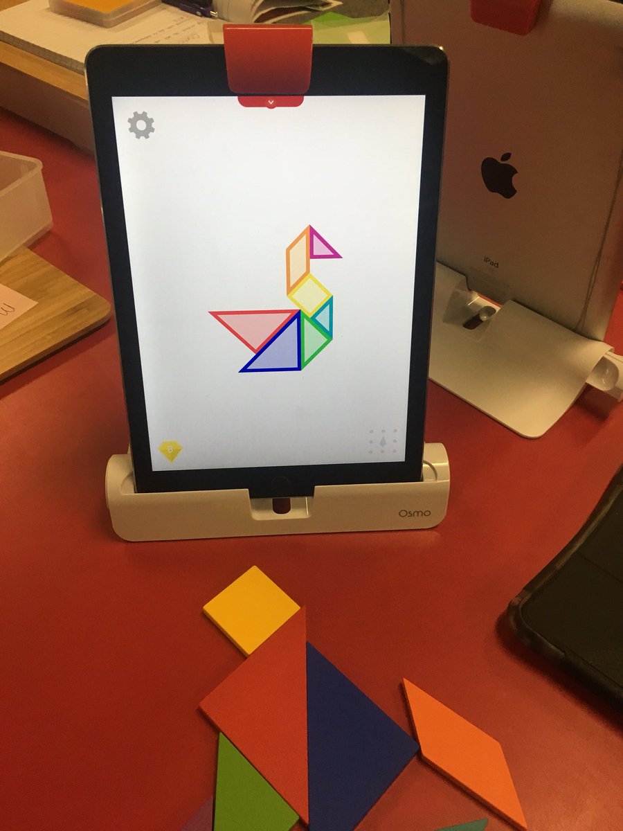 BArsola_PDNS's tweet photo. Antwine teachers having fun with some “hands on learning” with @PlayOsmo provided by #SpeedGrant Nidia Ramirez & @LVidales_HAES. @HAntwine_ES @EAragon_TECH #UNSTOPPABLE https://t.co/UIA8IxojLn