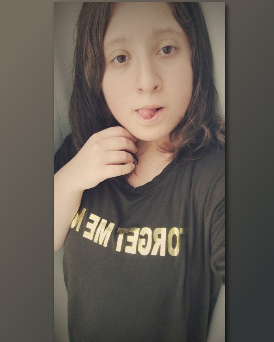pinkrimbow's tweet photo. No quiero grandes cosas en mi vida. Sรณlo pequeรฑas cosas que hagan grande mi vida... ๐๐ #hermosa #forgetmenow #cool #swet #cute #photo #LikeForLikes https://t.co/1wyMGPDEic