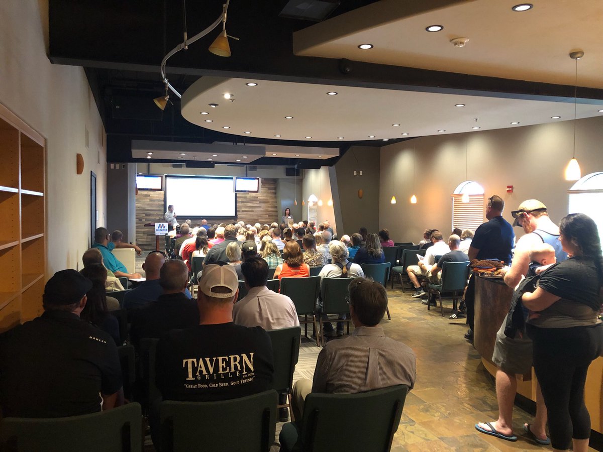 cityofmenifee's tweet photo. HAPPENING NOW: Scott Rd Interchange informational meeting at Revival Church. It’s a packed house with Menifee and Murrieta residents and business owners eager to learn about the upcoming Interchange project. #ScottRdInterchange #Menifee #ScottShuffle #LetTrafficFlow https://t.co/LNEr8R9Nva