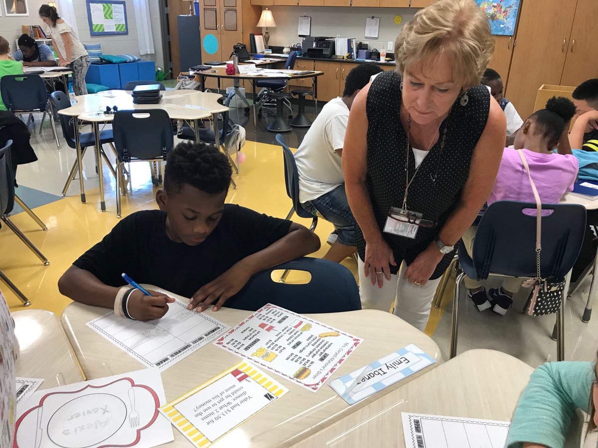 Morris P-8 Principal Boyd celebrates Morris P-8 students engaged in a Decimal Diner activity utilizing Number Talk with Mrs. Coryell-Mahone.
SOAR EAGLES